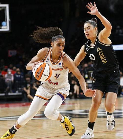 WNBA常规赛:芝加哥天空vs菲尼克斯水星,芝加哥天空挑战菲尼克斯水星,谁将笑到最后?” 第3张 WNBA常规赛:芝加哥天空vs菲尼克斯水星,芝加哥天空挑战菲尼克斯水星,谁将笑到最后?” 第3张